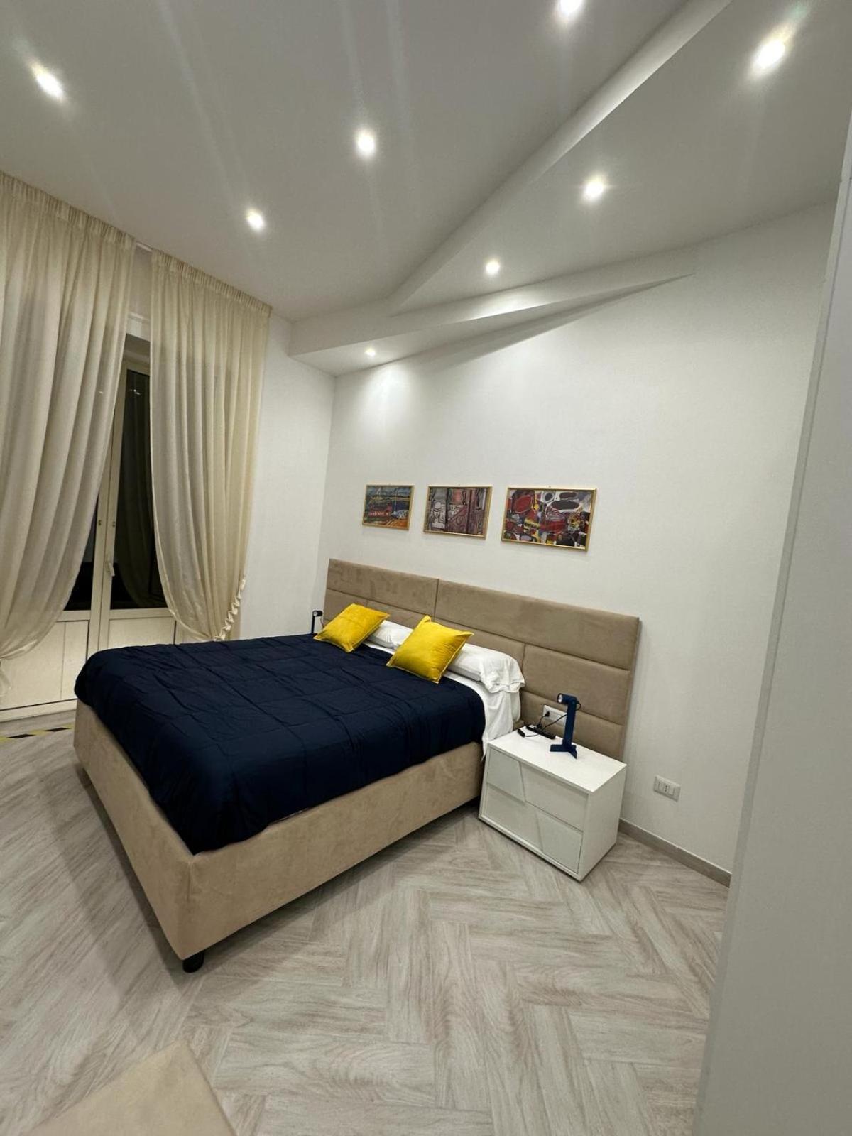 Flo' Hotel Nápoly Kültér fotó