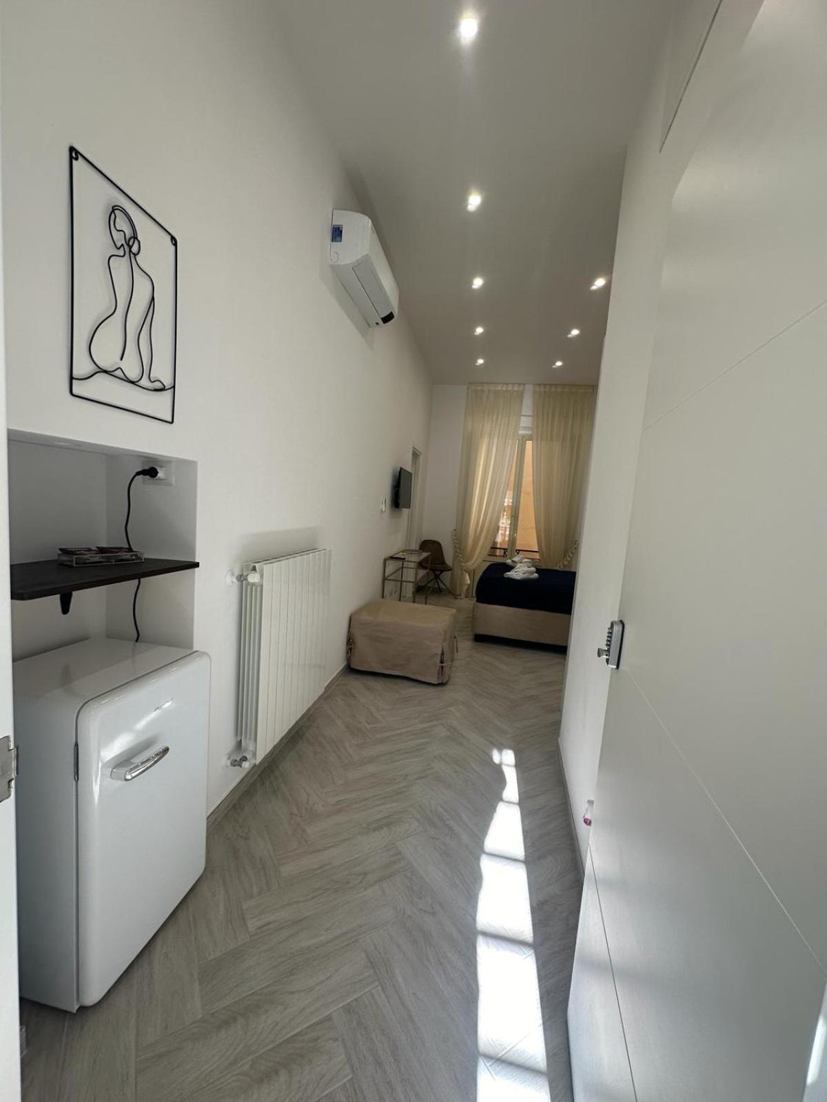 Flo' Hotel Nápoly Kültér fotó