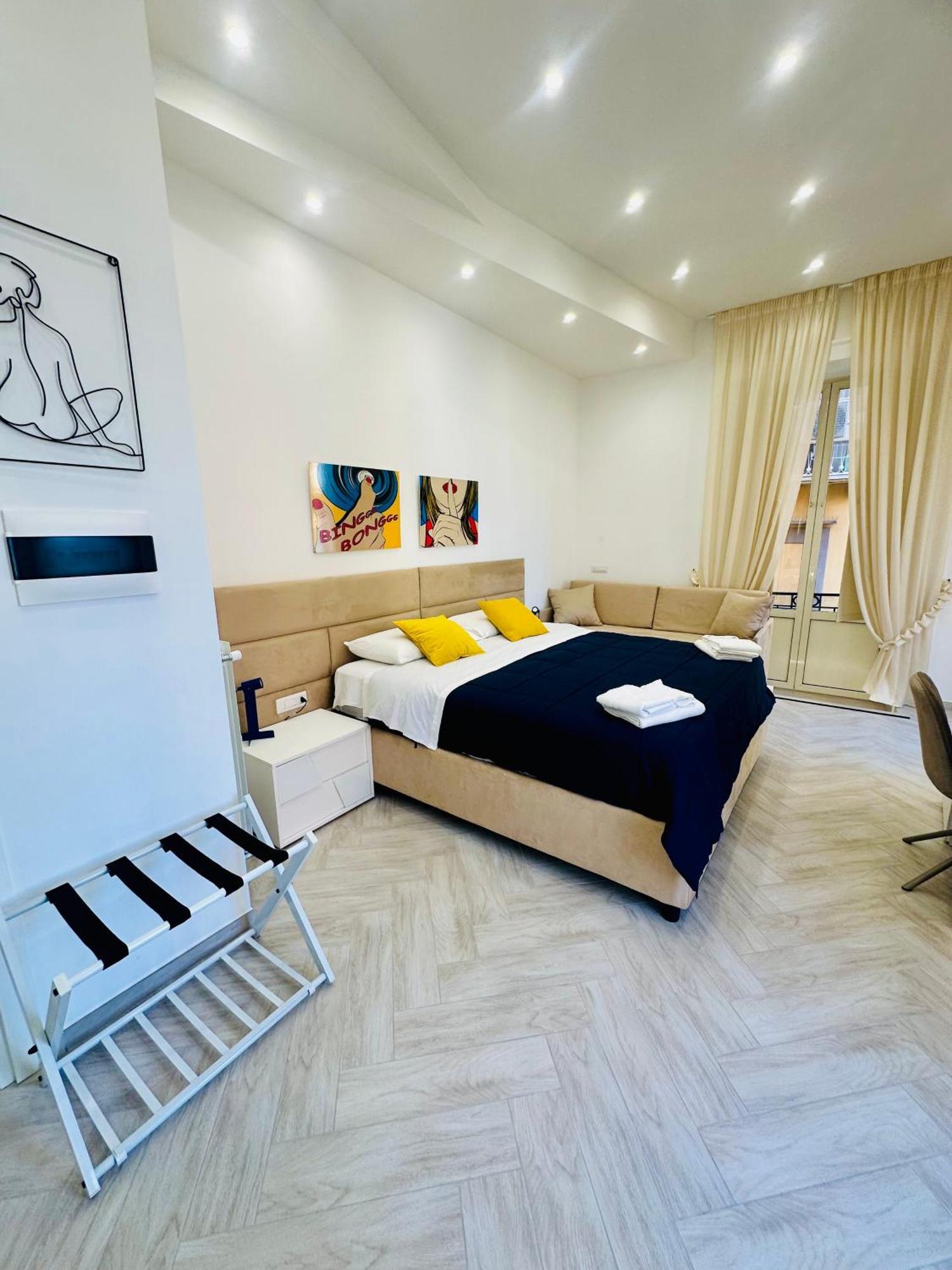 Flo' Hotel Nápoly Kültér fotó