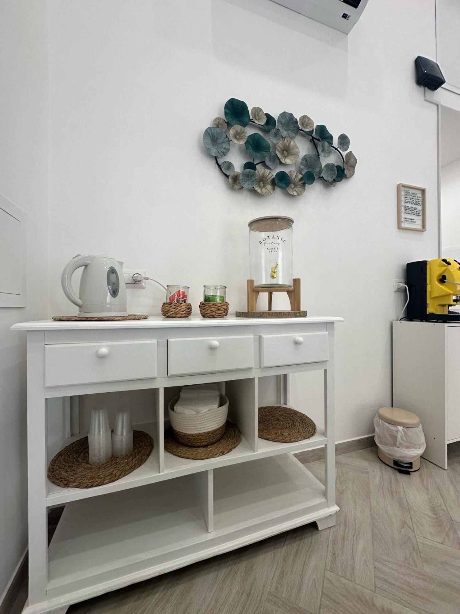 Flo' Hotel Nápoly Kültér fotó